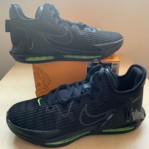 Nike Lebron Witness VI Sneakers (CZ4052-004)